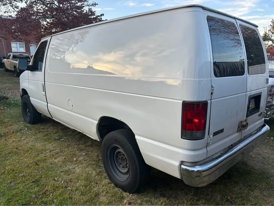 2008 Ford Econoline Van - Image 5 of 8