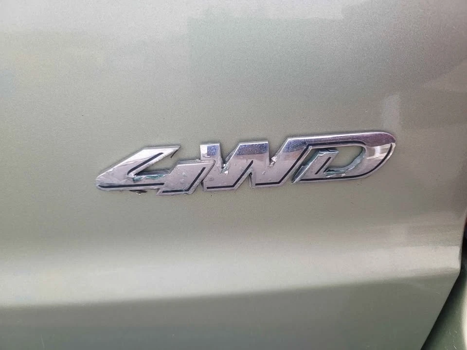 2008 Ford Escape - Image 5 of 16