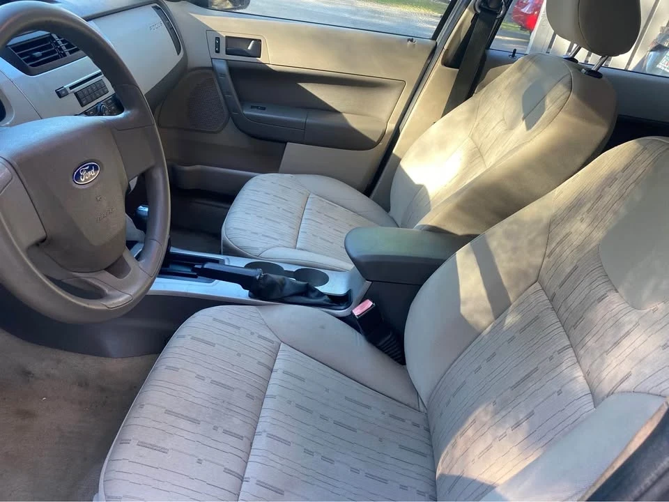 2008 Ford Focus 2nd Gen - Image 5 of 10