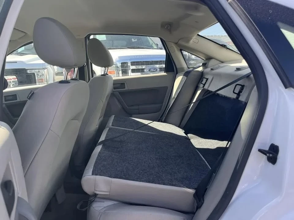 2008 Ford Focus 2nd Gen - Image 6 of 16