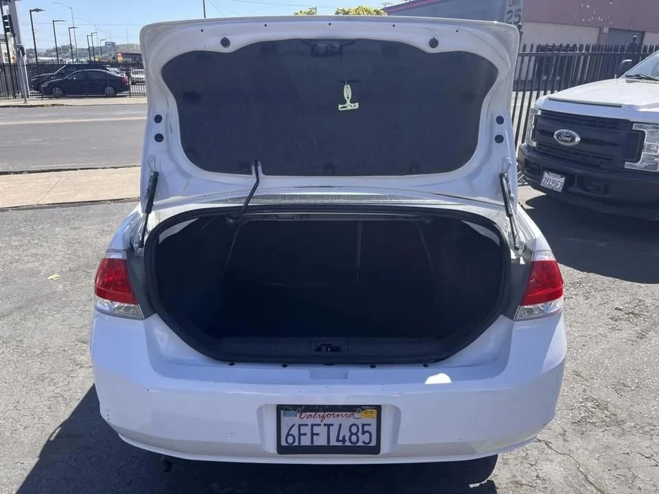 2008 Ford Focus 2nd Gen - Image 4 of 16
