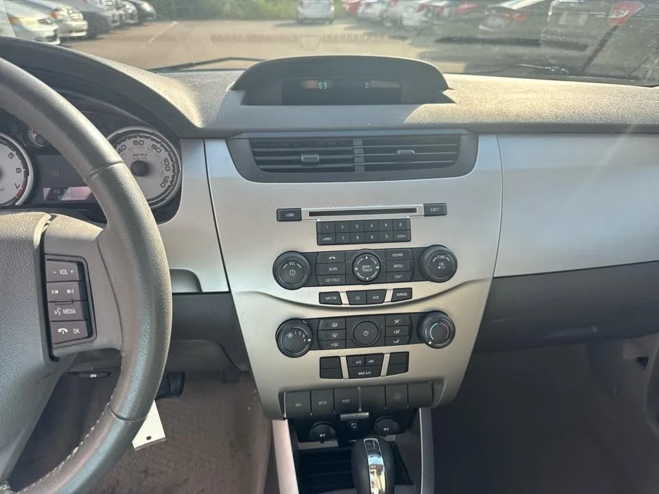 2008 Ford Focus 2nd Gen - Image 9 of 10