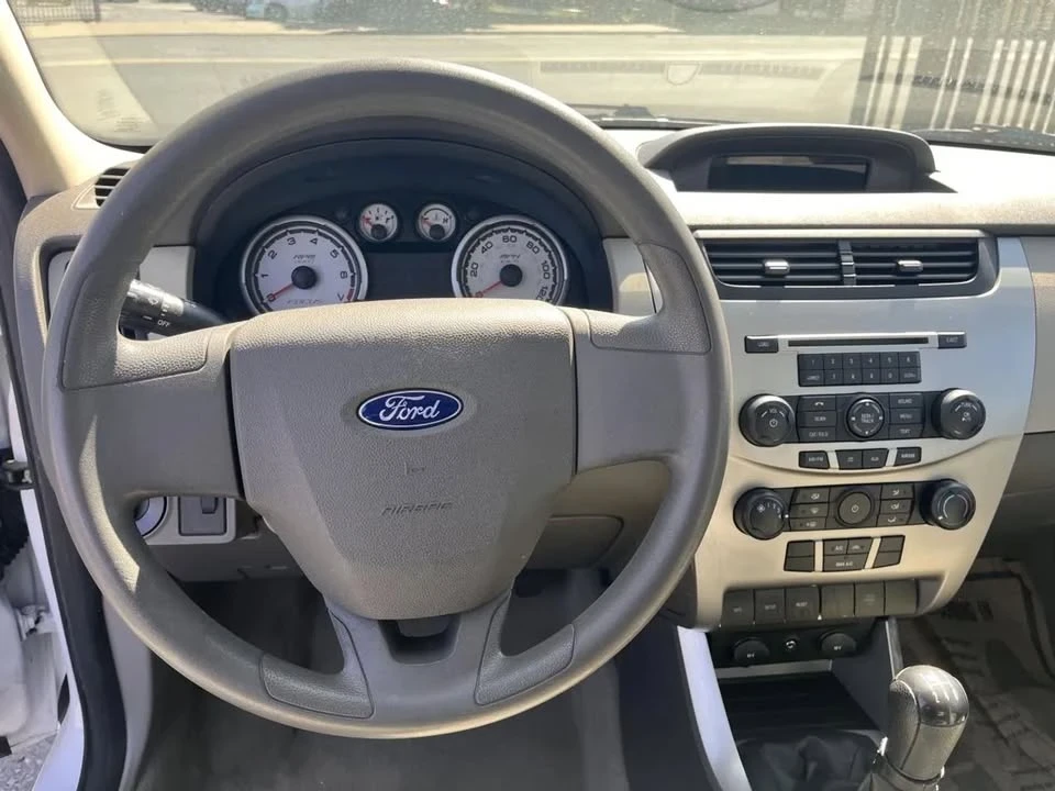 2008 Ford Focus 2nd Gen - Image 11 of 16
