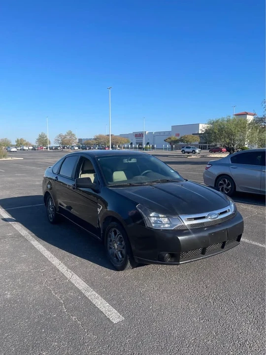 2008 Ford Focus 2nd Gen - Image 3 of 11