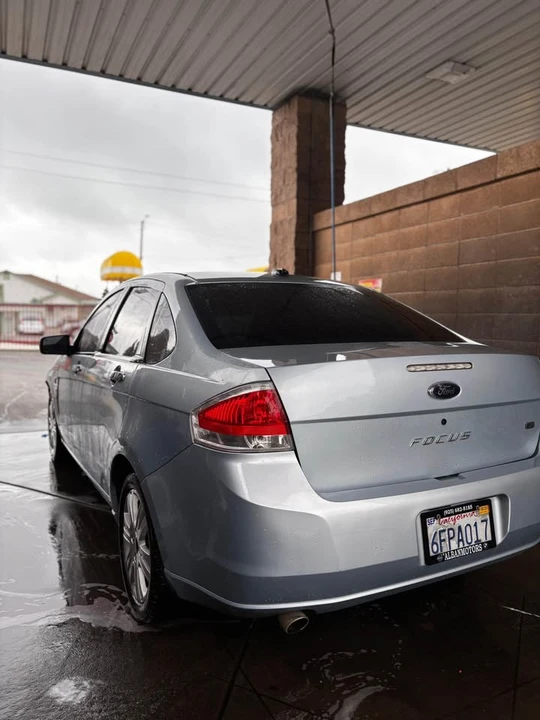 2008 Ford Focus 2nd Gen - Image 2 of 8