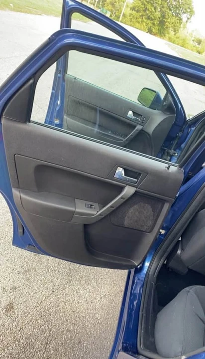 2008 Ford Focus 2nd Gen - Image 7 of 12