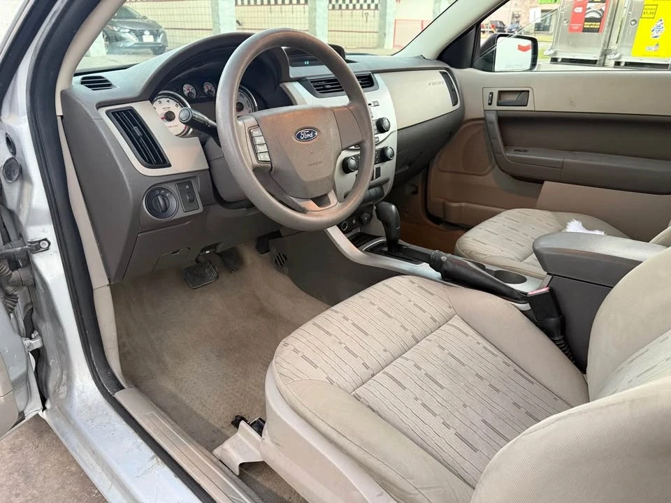 2008 Ford Focus 2nd Gen - Image 9 of 11