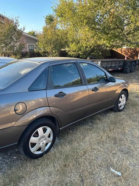 2008 Ford Focus 2nd Gen - Image 2 of 5