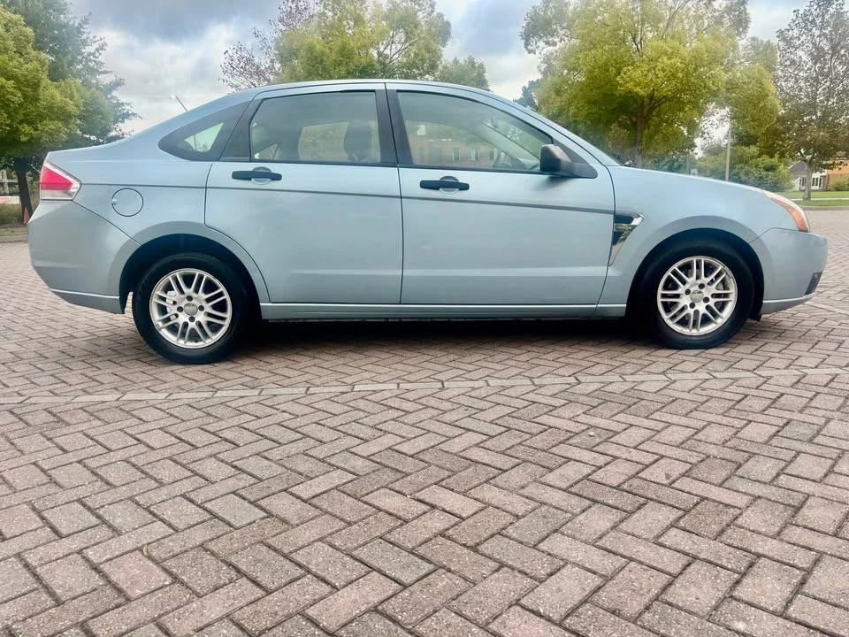 2008 Ford Focus 2nd Gen - Image 3 of 9