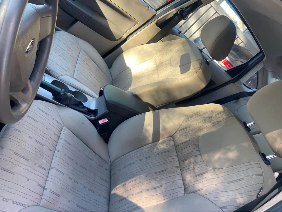 2008 Ford Focus 2nd Gen - Image 7 of 10