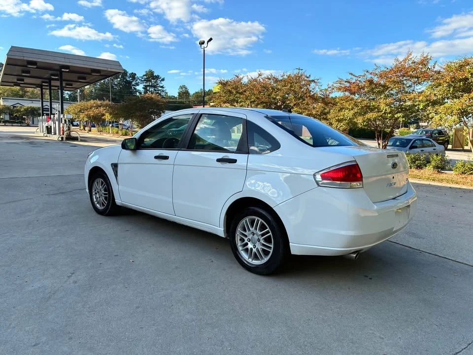 2008 Ford Focus 2nd Gen - Image 4 of 16