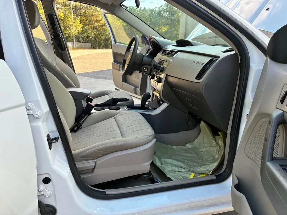 2008 Ford Focus 2nd Gen - Image 14 of 16