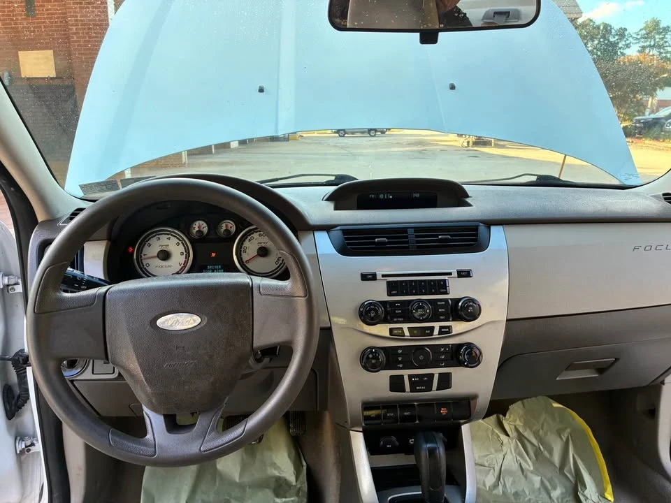 2008 Ford Focus 2nd Gen - Image 7 of 17