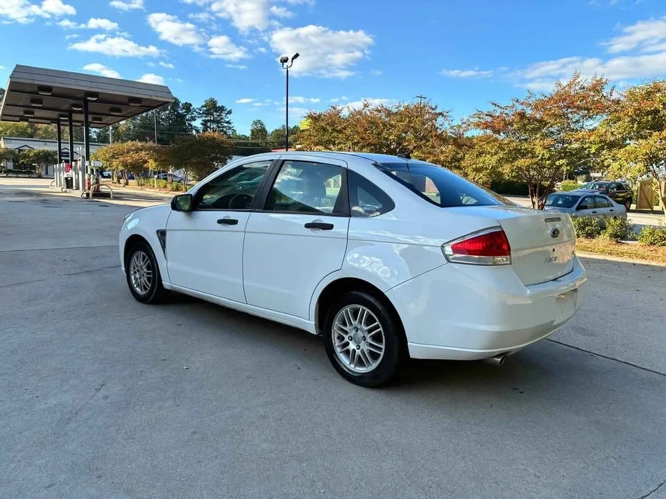 2008 Ford Focus 2nd Gen - Image 5 of 18