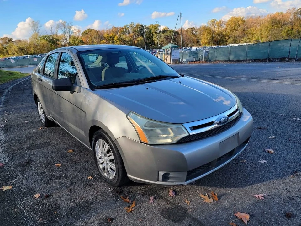 2008 Ford Focus 2nd Gen - Image 2 of 10