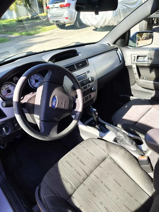 2008 Ford Focus 2nd Gen - Image 3 of 8