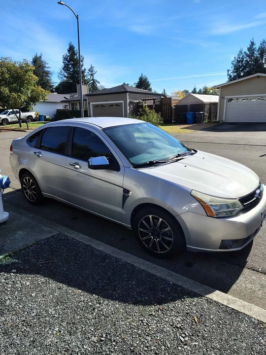 2008 Ford Focus 2nd Gen - Image 2 of 8
