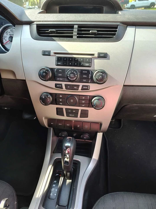 2008 Ford Focus 2nd Gen - Image 4 of 8