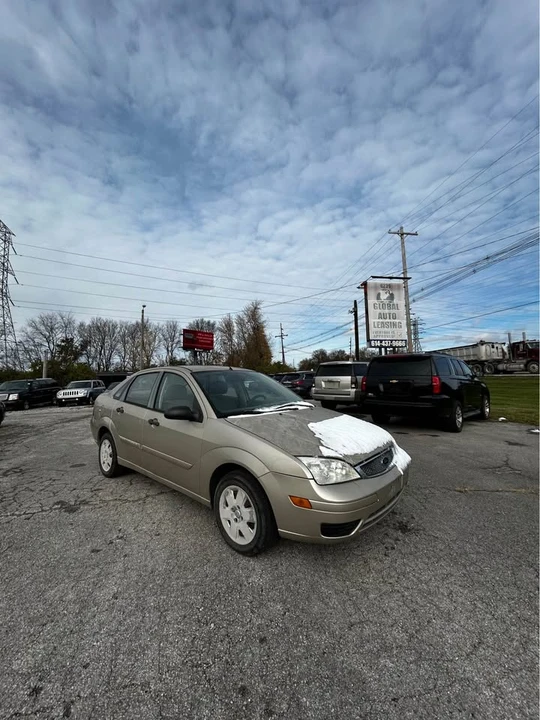 2008 Ford Focus 2nd Gen - Image 5 of 10