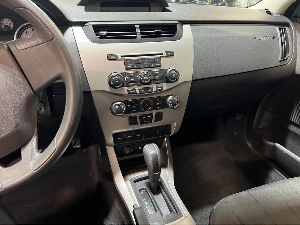 2008 Ford Focus 2nd Gen - Image 7 of 12