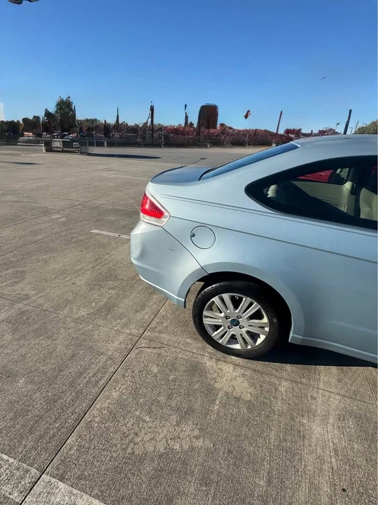 2008 Ford Focus 2nd Gen - Image 5 of 12