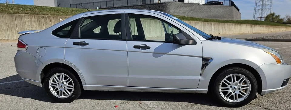 2008 Ford Focus 2nd Gen - Image 3 of 8