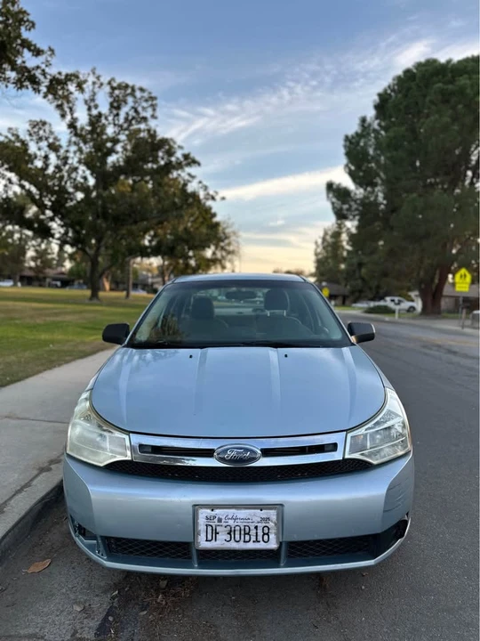 2008 Ford Focus 2nd Gen - Image 2 of 12
