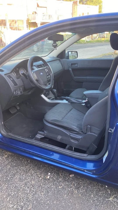 2008 Ford Focus 2nd Gen - Image 5 of 10