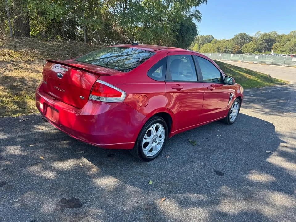 2008 Ford Focus 2nd Gen - Image 4 of 10