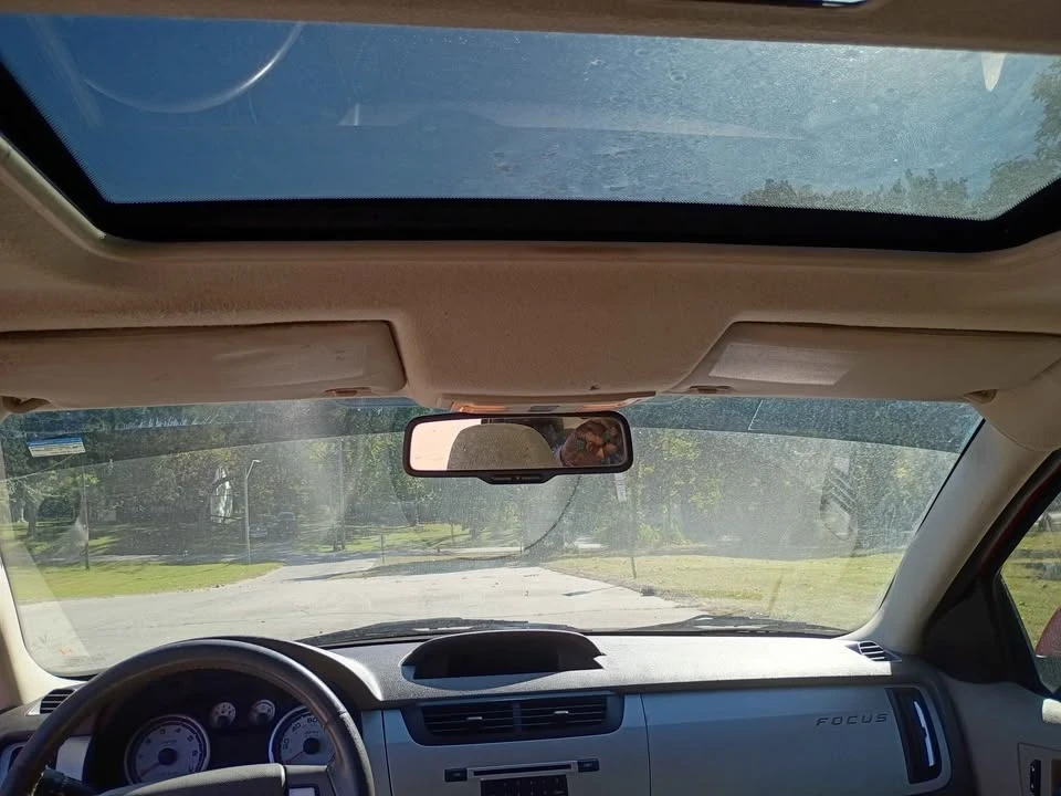 2008 Ford Focus 2nd Gen - Image 10 of 13
