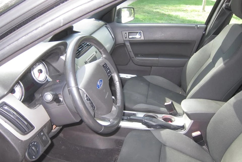 2008 Ford Focus 2nd Gen - Image 8 of 12
