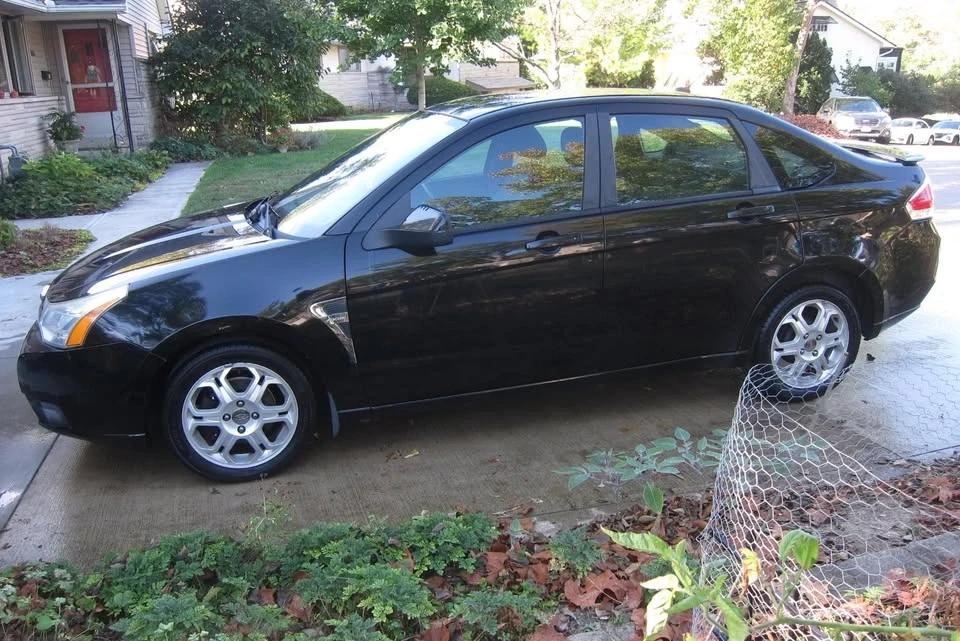 2008 Ford Focus 2nd Gen - Image 5 of 12