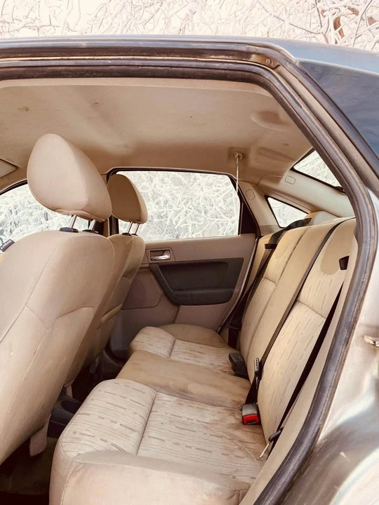 2008 Ford Focus 2nd Gen - Image 8 of 12