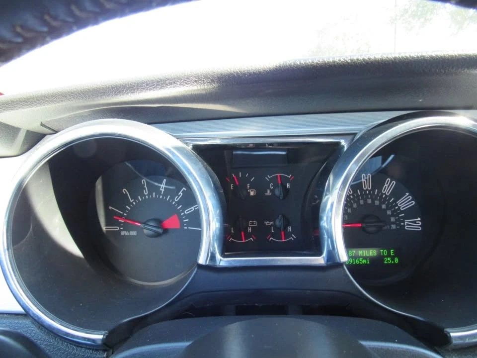 2008 Ford S197 Mustang - Image 13 of 17