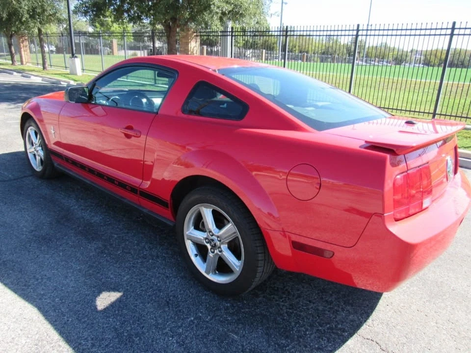 2008 Ford S197 Mustang - Image 7 of 17