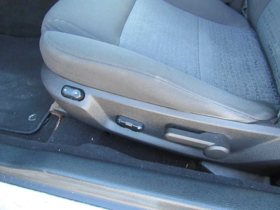 2008 Ford S197 Mustang - Image 16 of 17