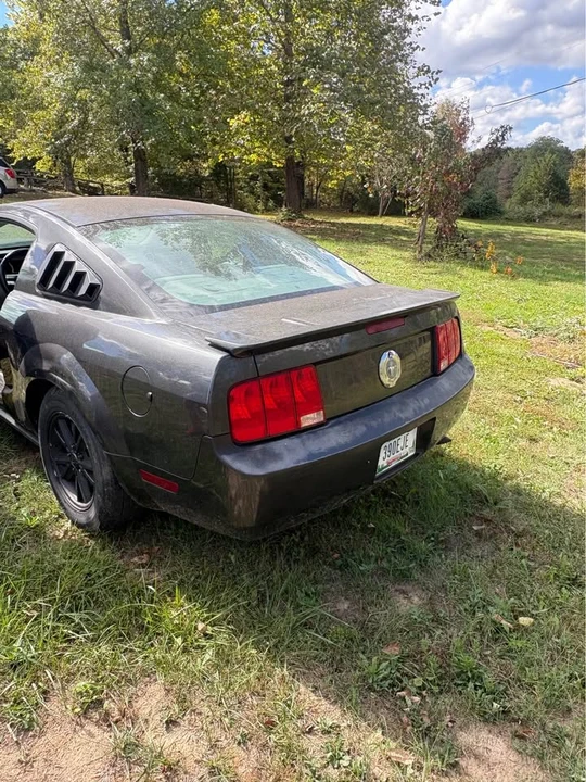 2008 Ford S197 Mustang - Image 7 of 9