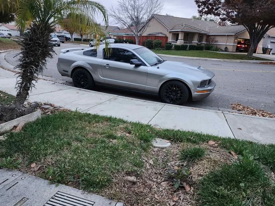 2008 Ford S197 Mustang - Image 6 of 8