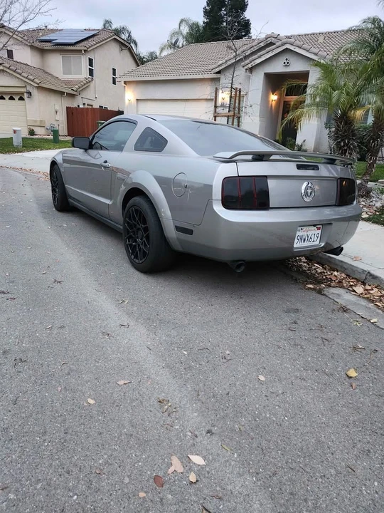 2008 Ford S197 Mustang - Image 7 of 8