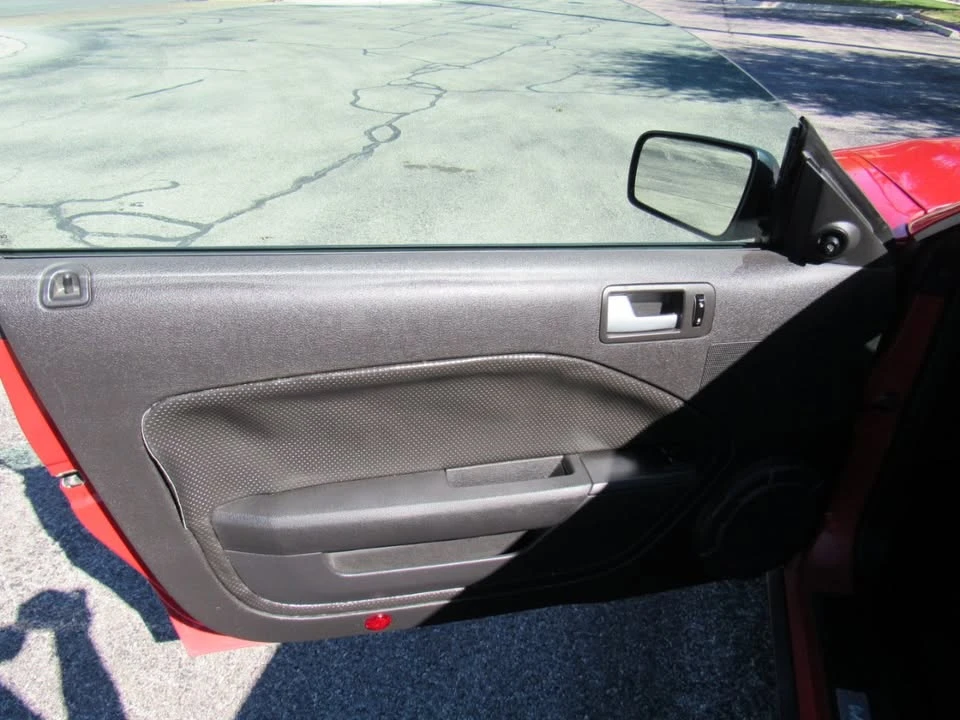 2008 Ford S197 Mustang - Image 9 of 17
