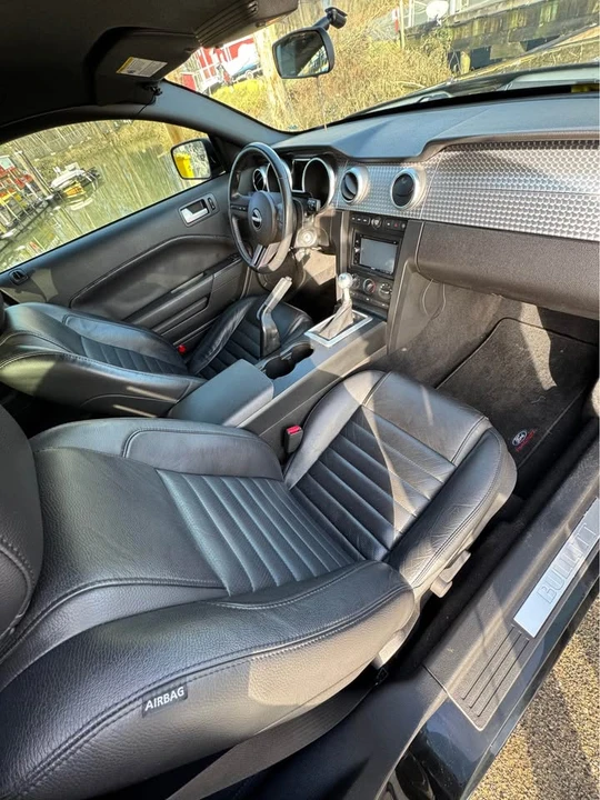 2008 Ford S197 Mustang - Image 8 of 12