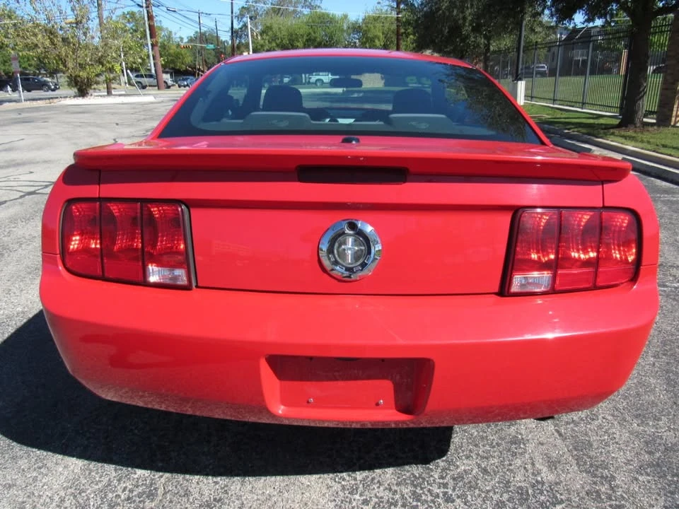 2008 Ford S197 Mustang - Image 6 of 17