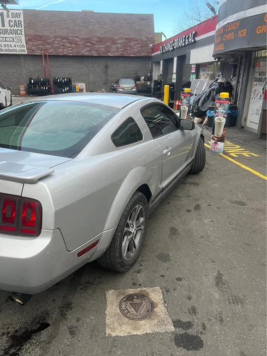 2008 Ford S197 Mustang - Image 2 of 11