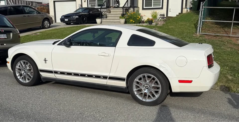 2008 Ford S197 Mustang - Image 2 of 4