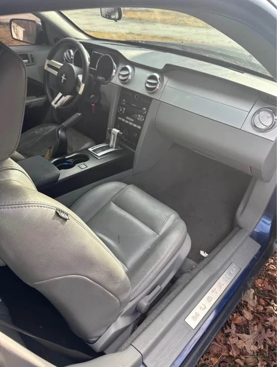2008 Ford S197 Mustang - Image 2 of 4