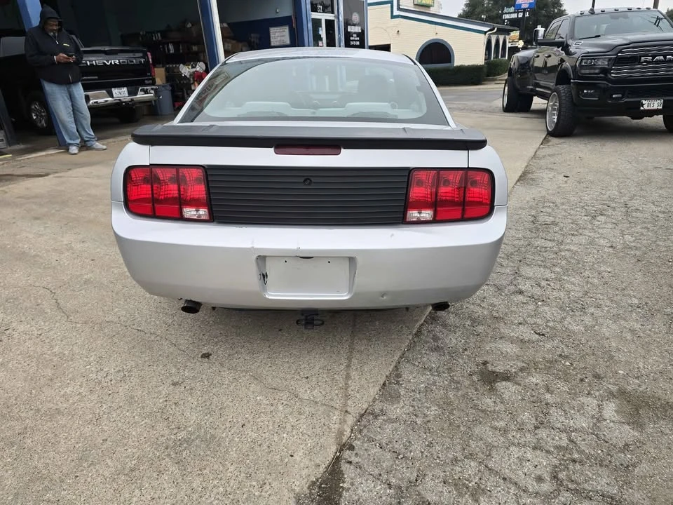 2008 Ford S197 Mustang - Image 6 of 10