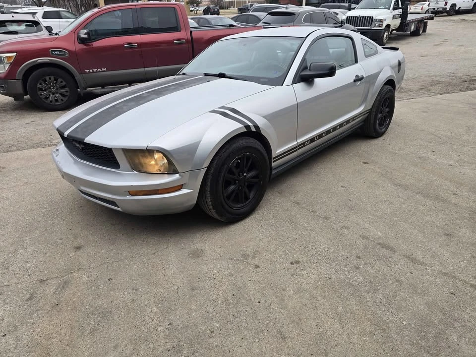 2008 Ford S197 Mustang - Image 2 of 10