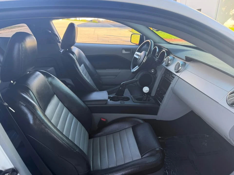 2008 Ford S197 Mustang - Image 14 of 15