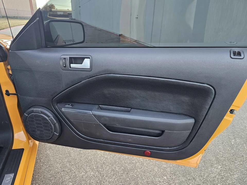 2008 Ford S197 Mustang - Image 14 of 20