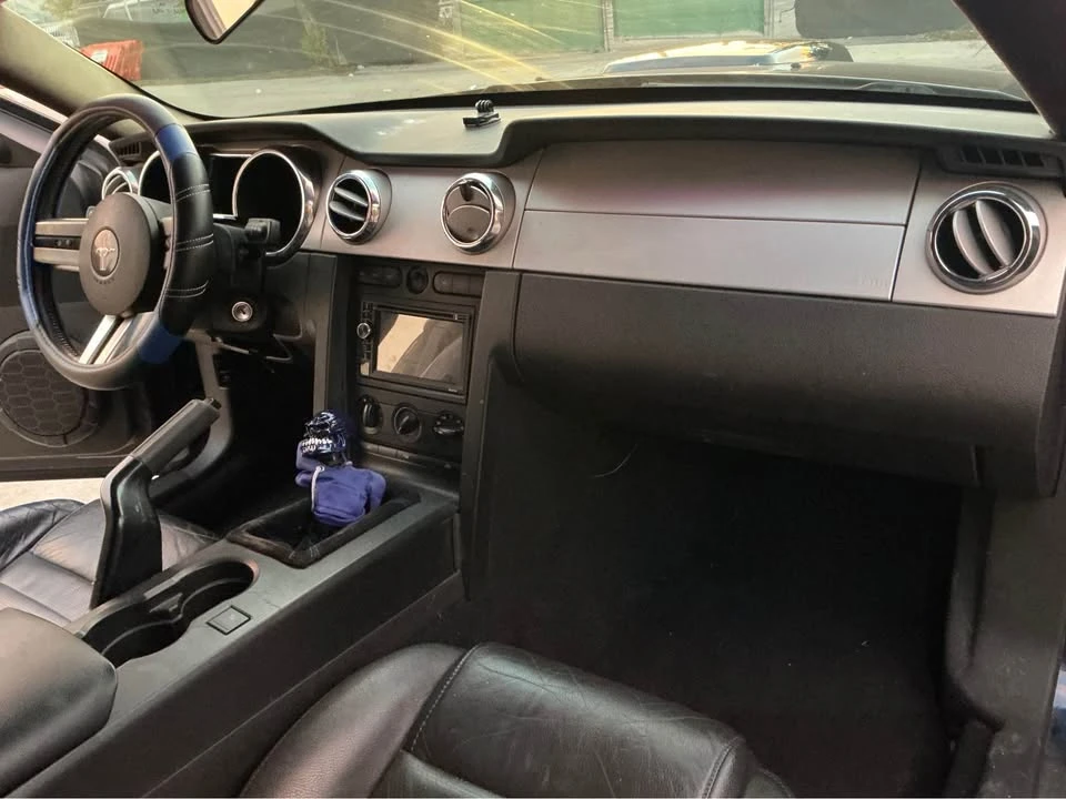 2008 Ford S197 Mustang - Image 11 of 12